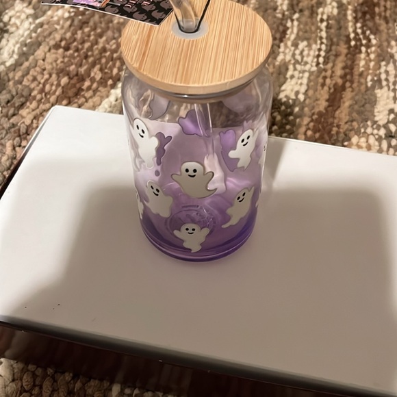 Color changing glass purple shadow on the bottom ghosts change with cold drink - Picture 3 of 4